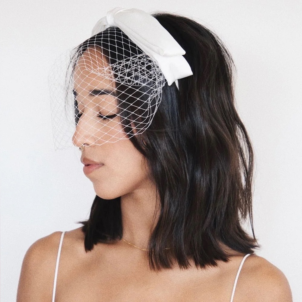 Kristin Ess White Veil Bow Headband - Elegant Women’s Hair Accessory